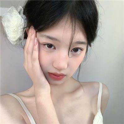 草叶之下